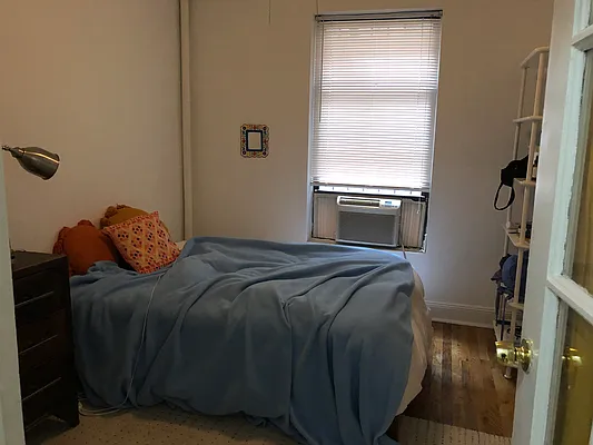 Rented by Douglas Elliman | media 17