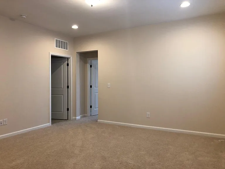 1209 Canyon Shadows Ct — Photo 8