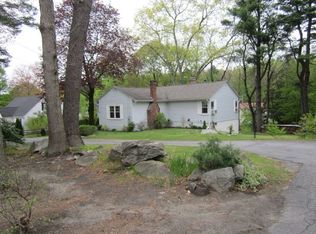 184 Hartford Ave E, Uxbridge, MA 01569