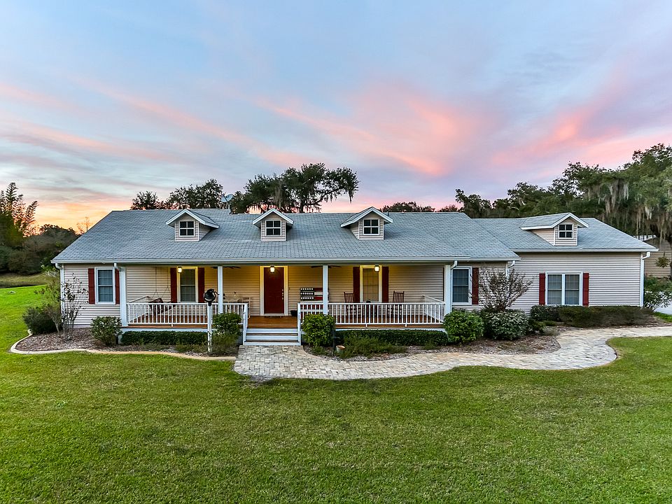 1st image of 3225 Great Oaks Blvd