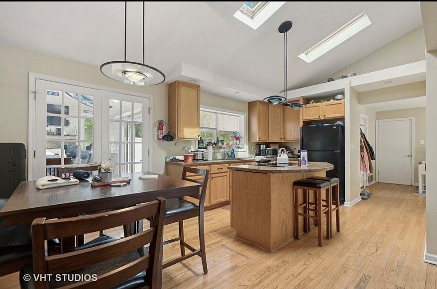 1st image of 1769 W Thomas St