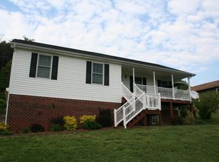 1702 Read Mountain Rd, Roanoke, VA 24019