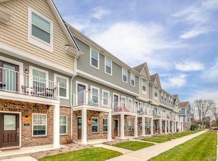 354 Jeff Keeton Dr #41, Hazel Park, MI