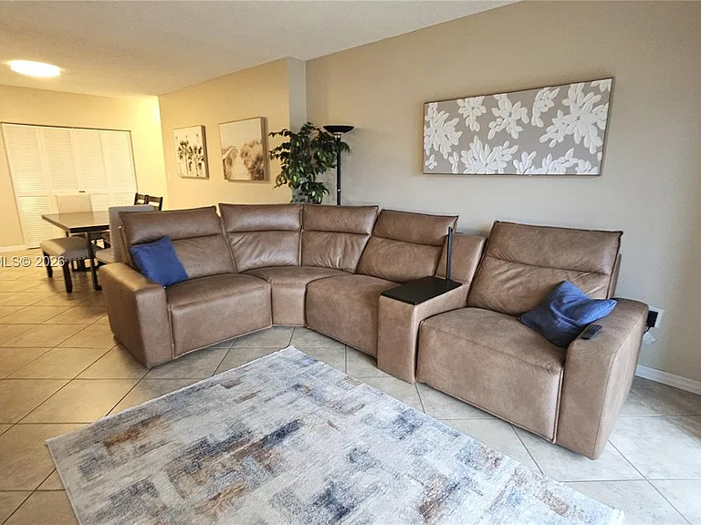 1980 S Ocean Dr #4L — Photo 10