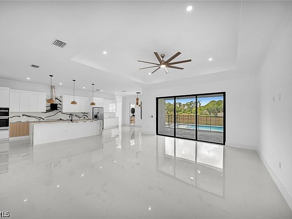 5th image of 17456 Cayo Ln