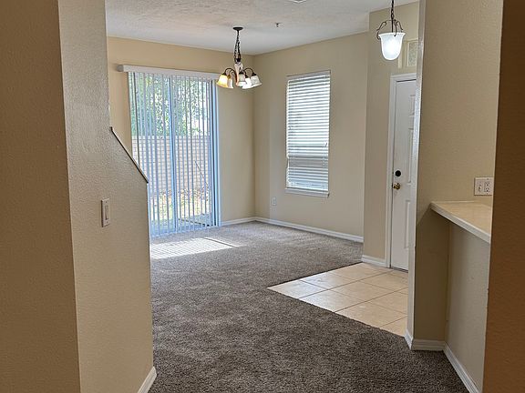 4th image of 2920 San Jacinto Cir