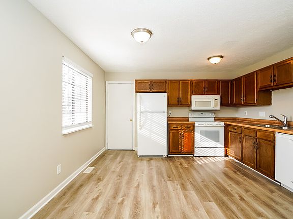 5th image of 6938 Kellum Dr