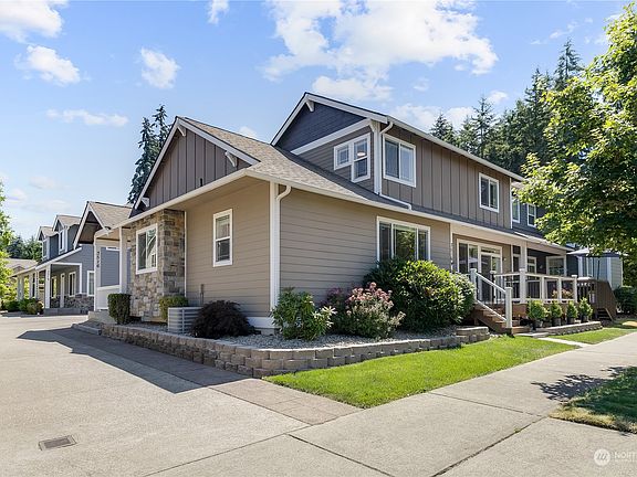 2nd image of 3516 Merryman Place SE