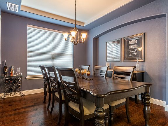 4th image of 3708 Madrone Way
