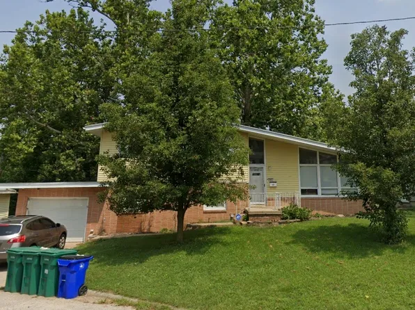 2452 W Florian Ct, Decatur, IL 62526