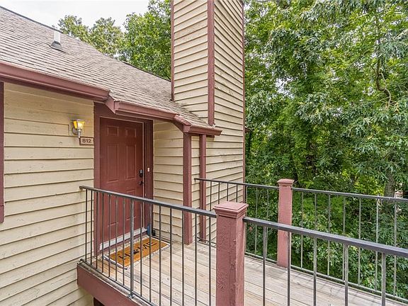2nd image of 812 Dunes Way