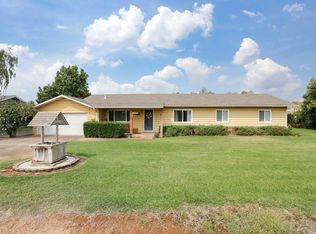 25399 N Eunice Ave, Acampo, CA 95220