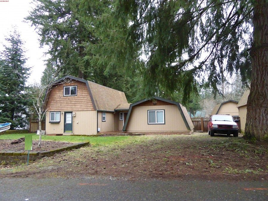 1st image of 7916 Tern Dr SE