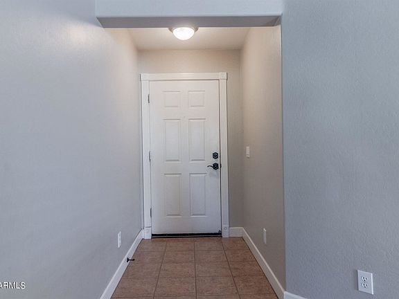5th image of 32827 N Quarry Hills Dr
