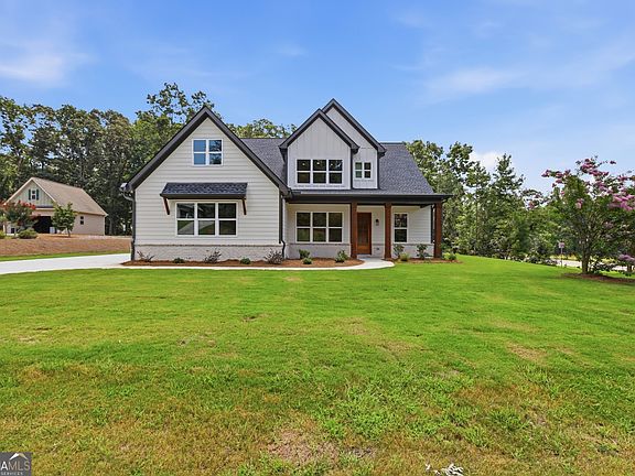 3rd image of 7604 Fern Ln