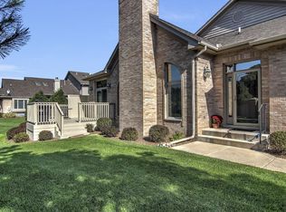 1635 Cricket Ct, Munster, IN 46321