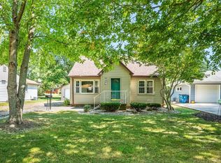 920 S 5th St, Watseka, IL 60970