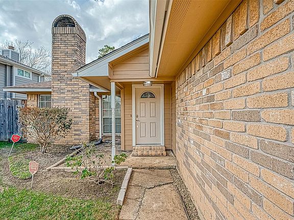 4th image of 3306 Ashford Park Dr