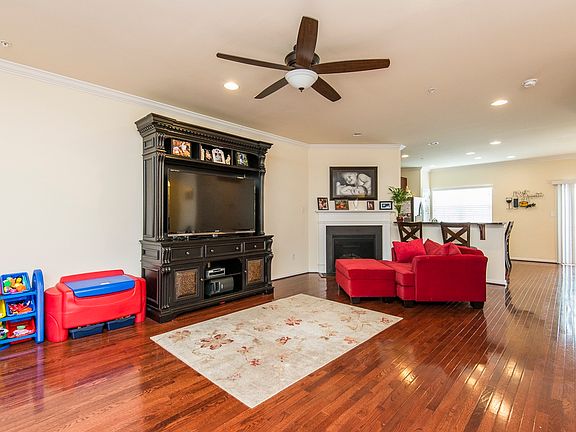 Living / Family Room