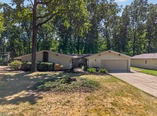 287 Moreland Dr, Canfield, OH 44406