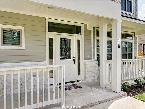 2nd image of 410 Ash St
