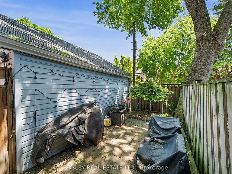 229 Woodbine Ave #MAIN — Photo 8