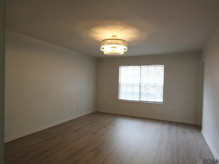 10111 Jefferson Hwy — Photo 11