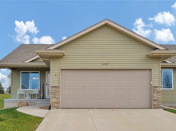 3227 Breyer St SW Unit A, Cedar Rapids, IA 52404