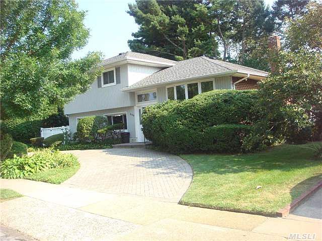 1st image of 366 White Birch Ln