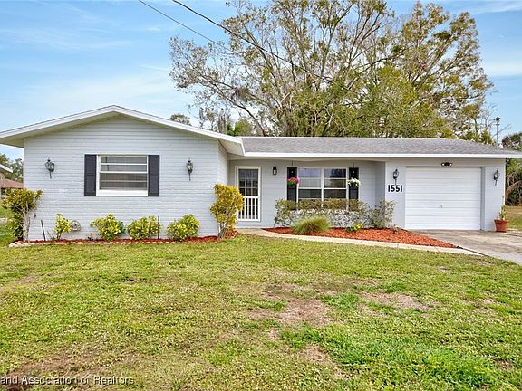 2nd image of 1551 Lake Clay Dr