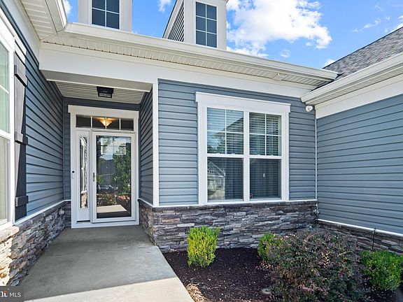 2nd image of 6 Gramby Ct