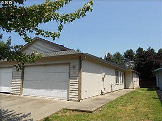 1st image of 11121 NE 43rd Cir