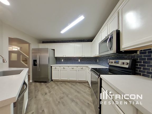 5th image of 1365 E Stirrup Ln