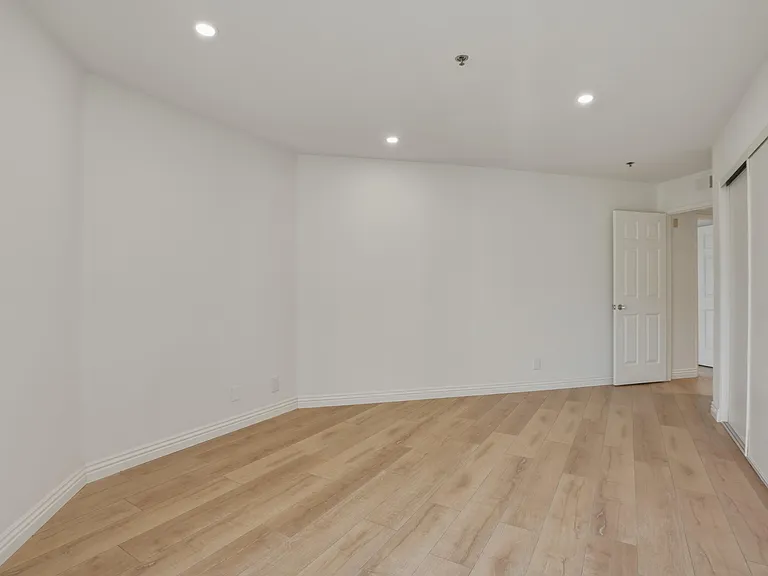 675 Oak Run Trl #301 — Photo 15