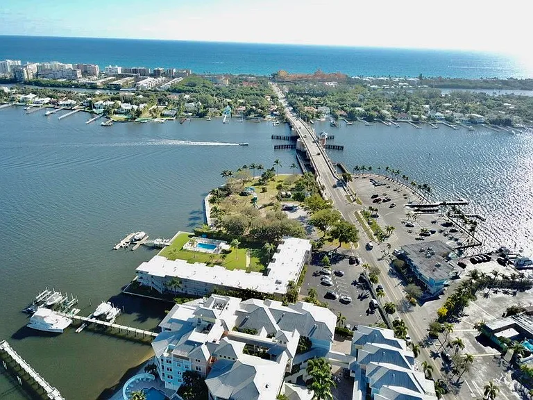 311 E Ocean Ave #201 — Photo 9