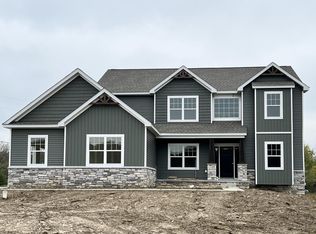 9919 White Tail Dr, Saline, MI