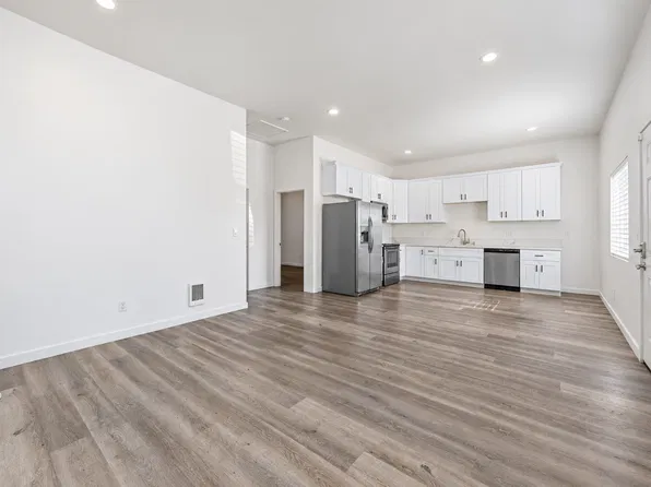 6208 Pembroke Dr, San Diego, CA 92115