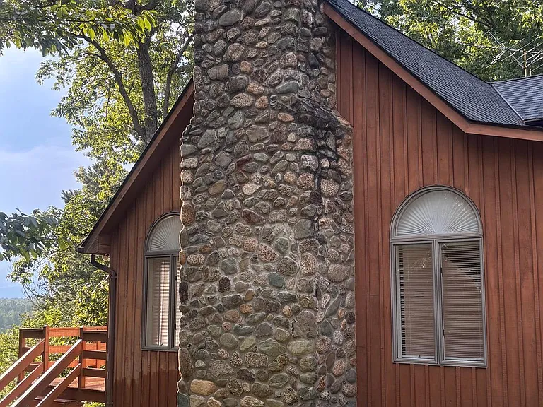5185 Ridge Rd — Photo 3