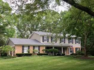 1403 Lawrence Ave, Lake Forest, IL 60045