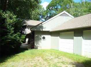 67 English Cemetery Dr, Mars Hill, NC 28754