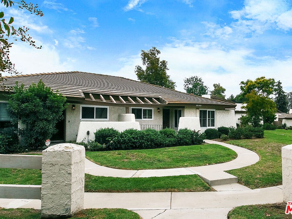 1st image of 2646 SW Hartland Cir