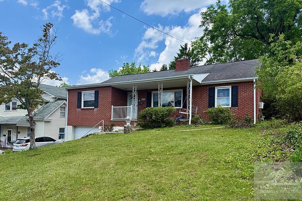 1st image of 2105 Walton Ave