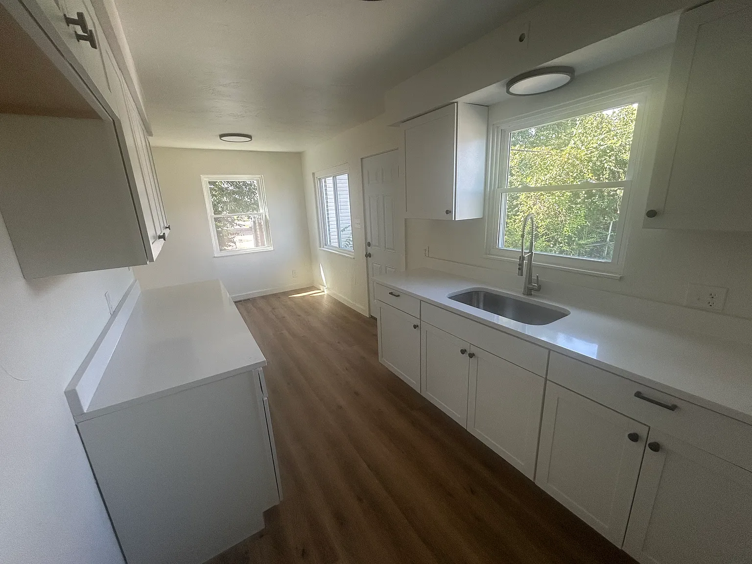 4 bed, 1148 sqft, $1,450 — Photo 3