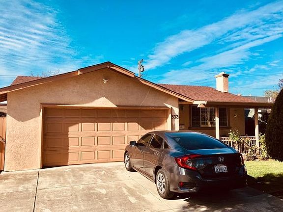 2nd image of 833 Peter Pan Ave