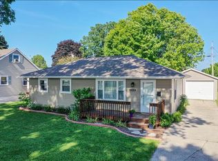 2829 S 15th St, Sheboygan, WI 53081