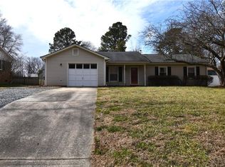 5107 Bayberry Ln, Greensboro, NC 27455