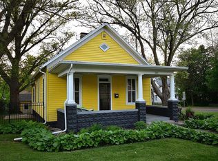 303 S Lynn St, Le Roy, IL