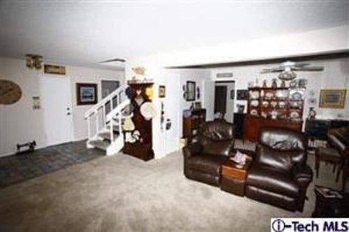 4th image of 22 Northwoods Ln