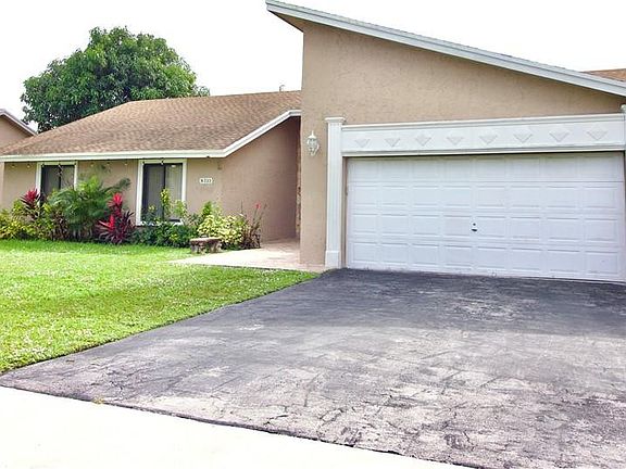 4th image of 8310 NW 54th Court