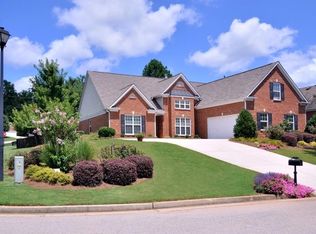 17 Bent Ridge Dr N, Dawsonville, GA 30534